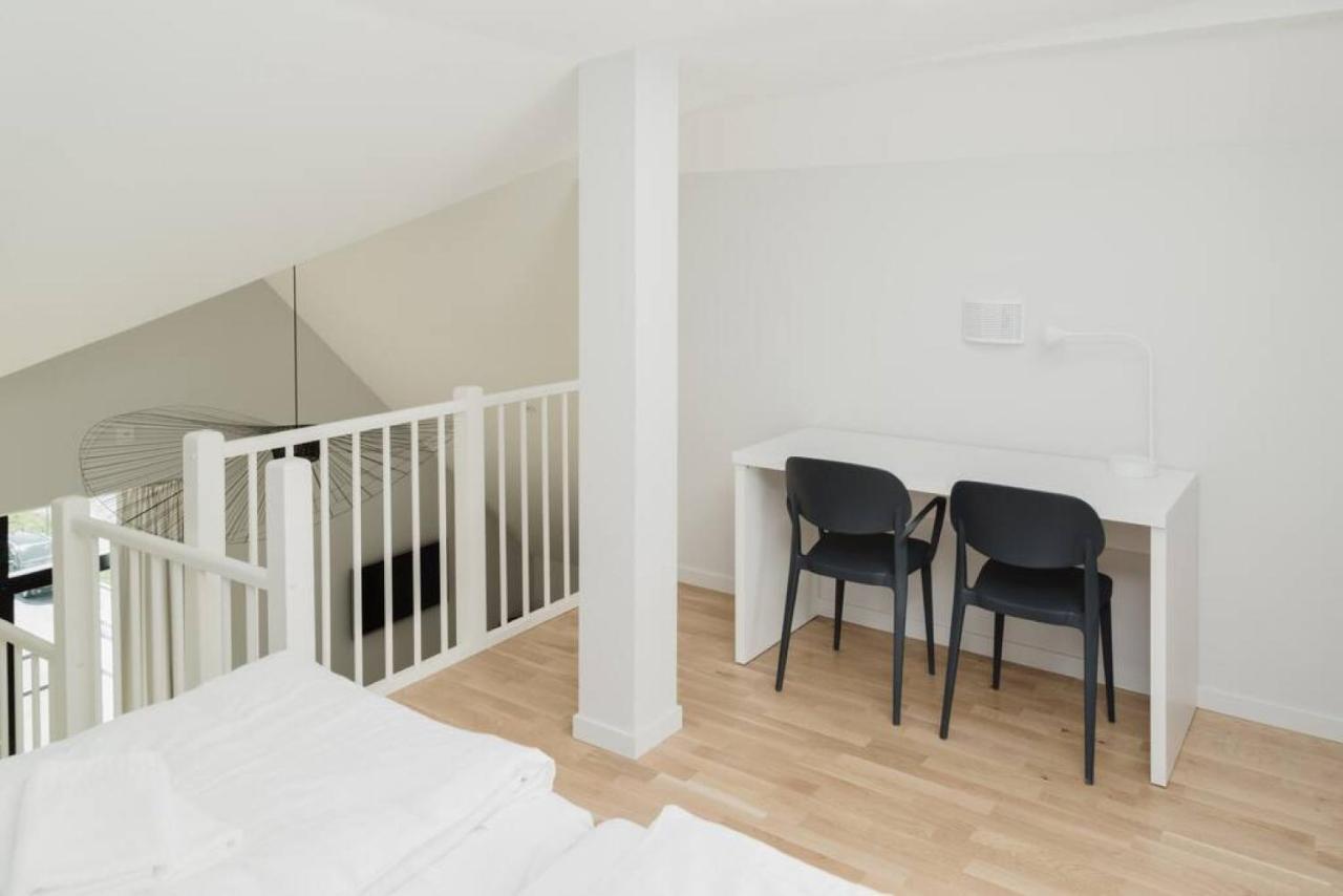 Sk67 Modern And Bright Loft With Free Parking Appartement Lidingö Buitenkant foto